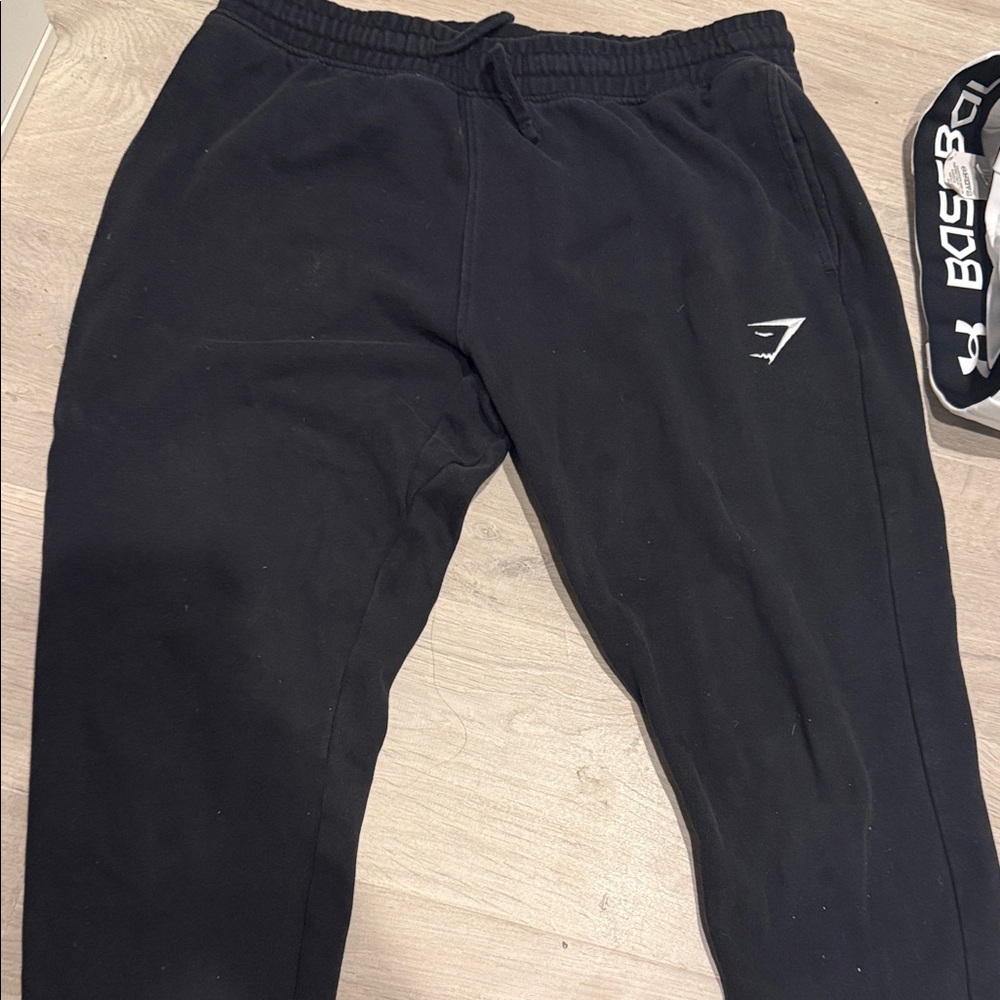 Women’s Large Gym Shark Black Joggers